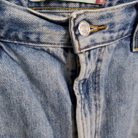 Levi Strauss Men's 505 Regular Straight Leg Denim Jeans Size W38 L30 - Picture 3 of 6